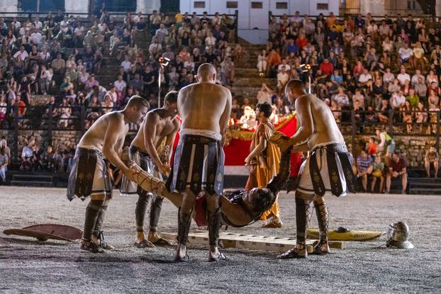 Borbe gladijatora u pulskoj Areni