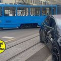 Tramvaj isko&ccaron;io iz tra&ccaron;nica u centru Zagreba nakon sudara! Kolaps prometa prema istoku