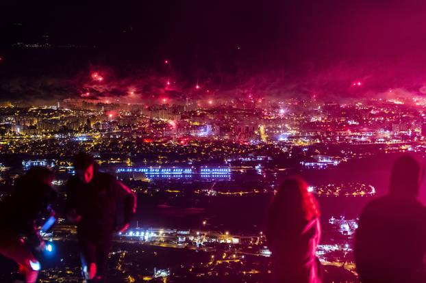 U Splitu spektakularan vatromet i bakljada "Torcidi" za rođendan