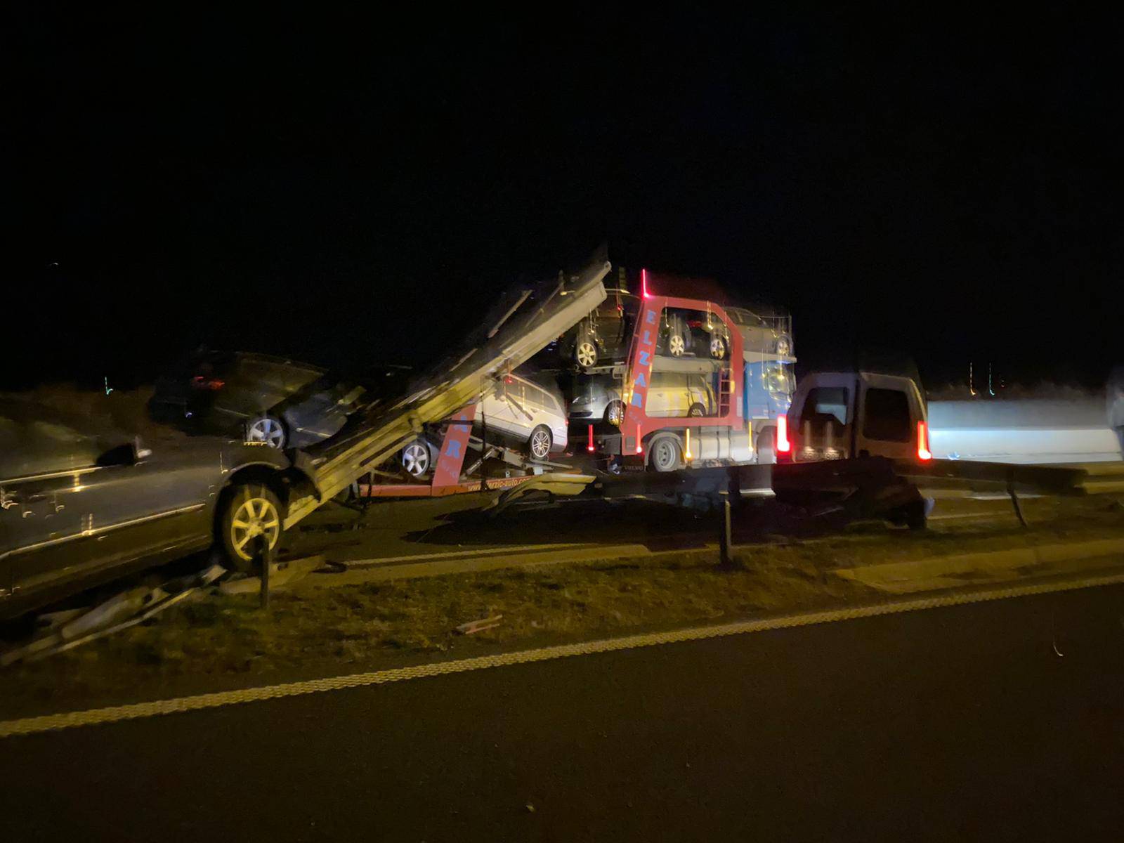Zadar: Pijanom vozaču iz BiH auti poispadali na autocestu!
