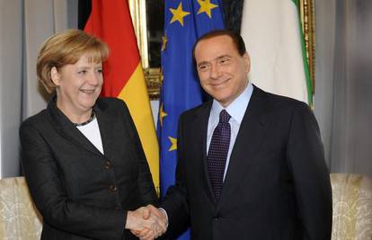 Silvio Berlusconi zaskočio A. Merkel i vikao:"Ku-ku!"