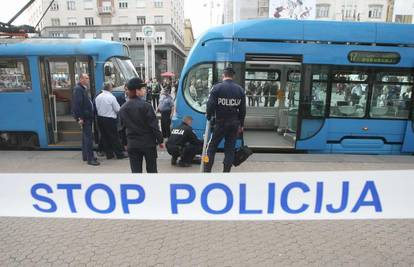 Putnik povukao kočnicu u tramvaju i ozlijedio staricu