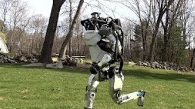 Stroj koji trči skoro kao Usain Bolt: Atlas je robot novog doba