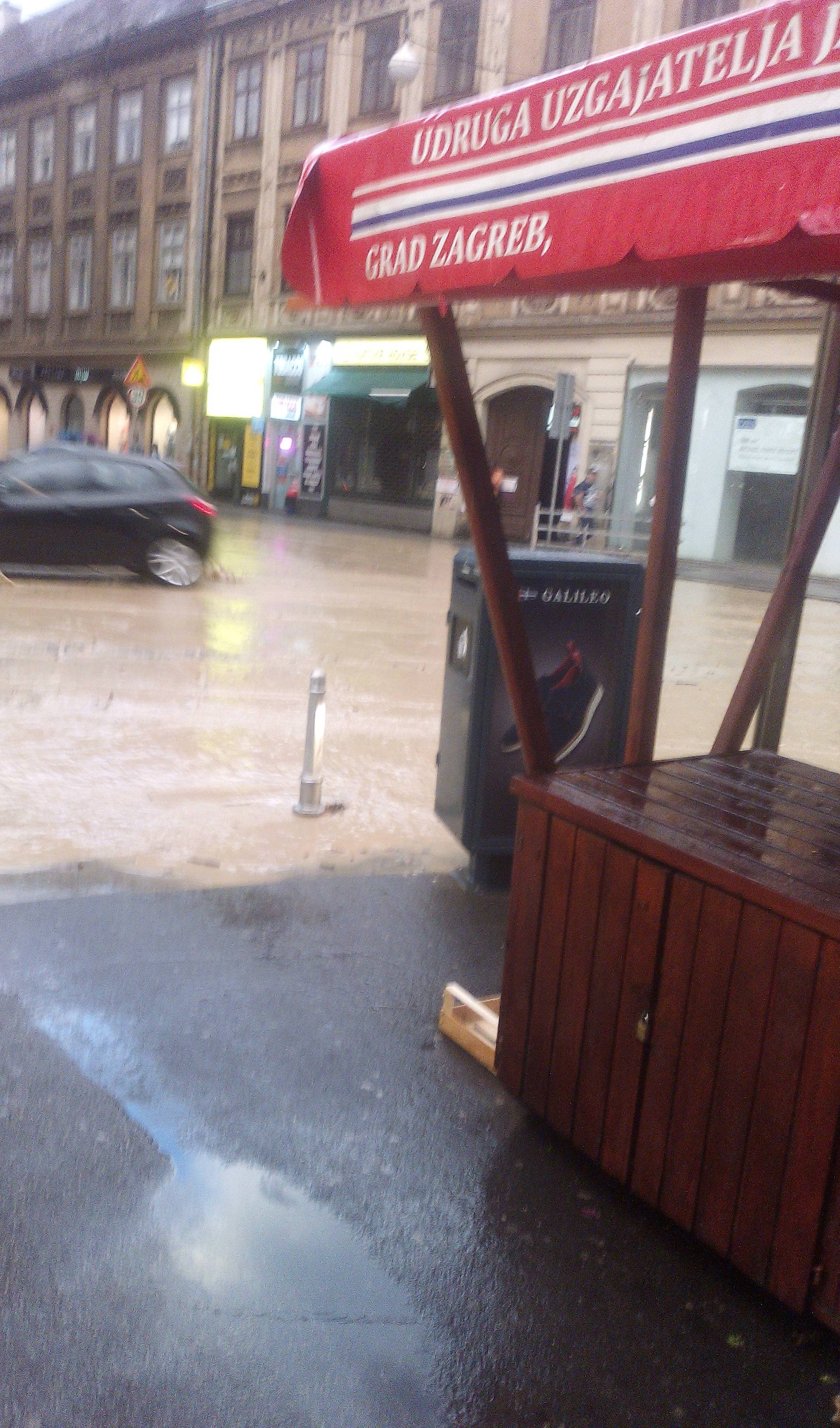 Zagorje je poharala tuča, a u Zagrebu poplave zbog pljuska