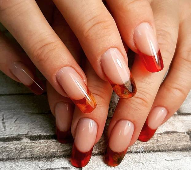 Trendovi u manikuri koji će biti hit u 2025. - koji se vama sviđa?