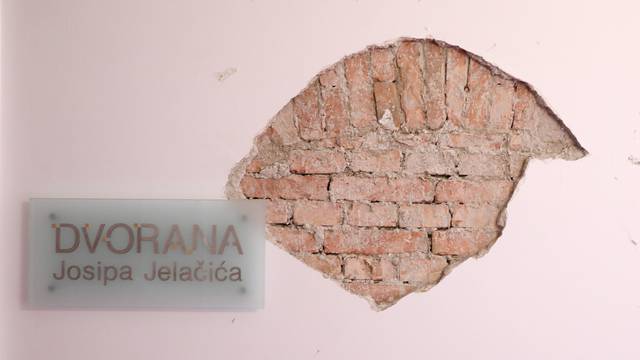 Zagreb: Oštećenja od potresa na zgradi Sabora
