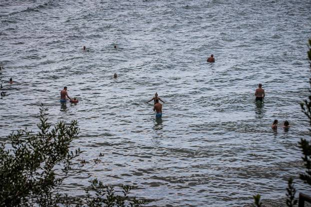 Split: Jesen na plaži