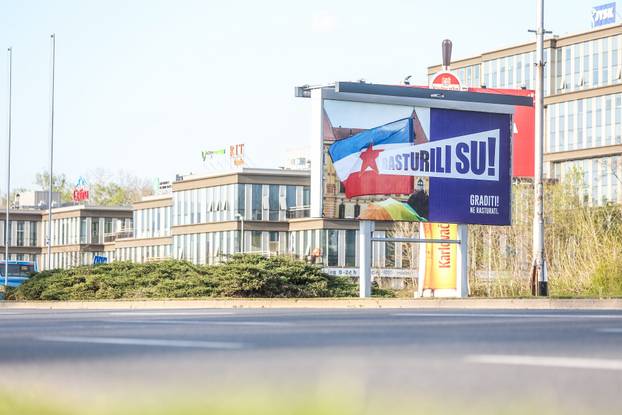 Zagreb: Predizborni plakat na Avenija Većeslava Holjevca