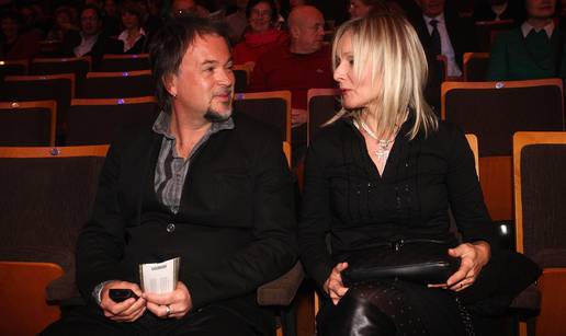 Tko je Gibonnijeva supruga? Upoznali su se kao djeca, a jedno vrijeme ga je uzdr&zcaron;avala