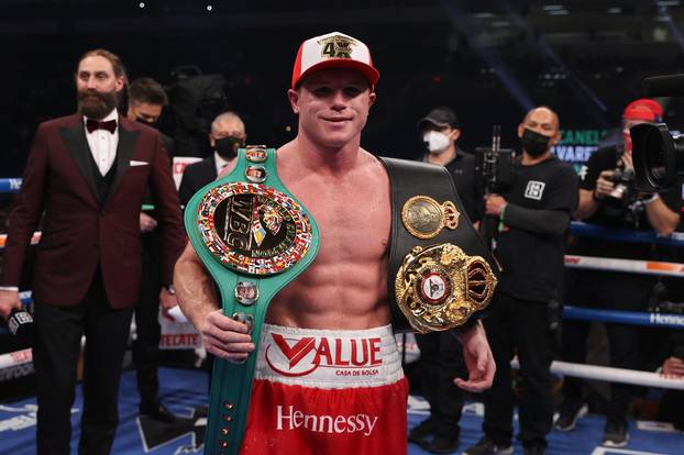 Boxing: Canelo Alvarez vs Callum Smith