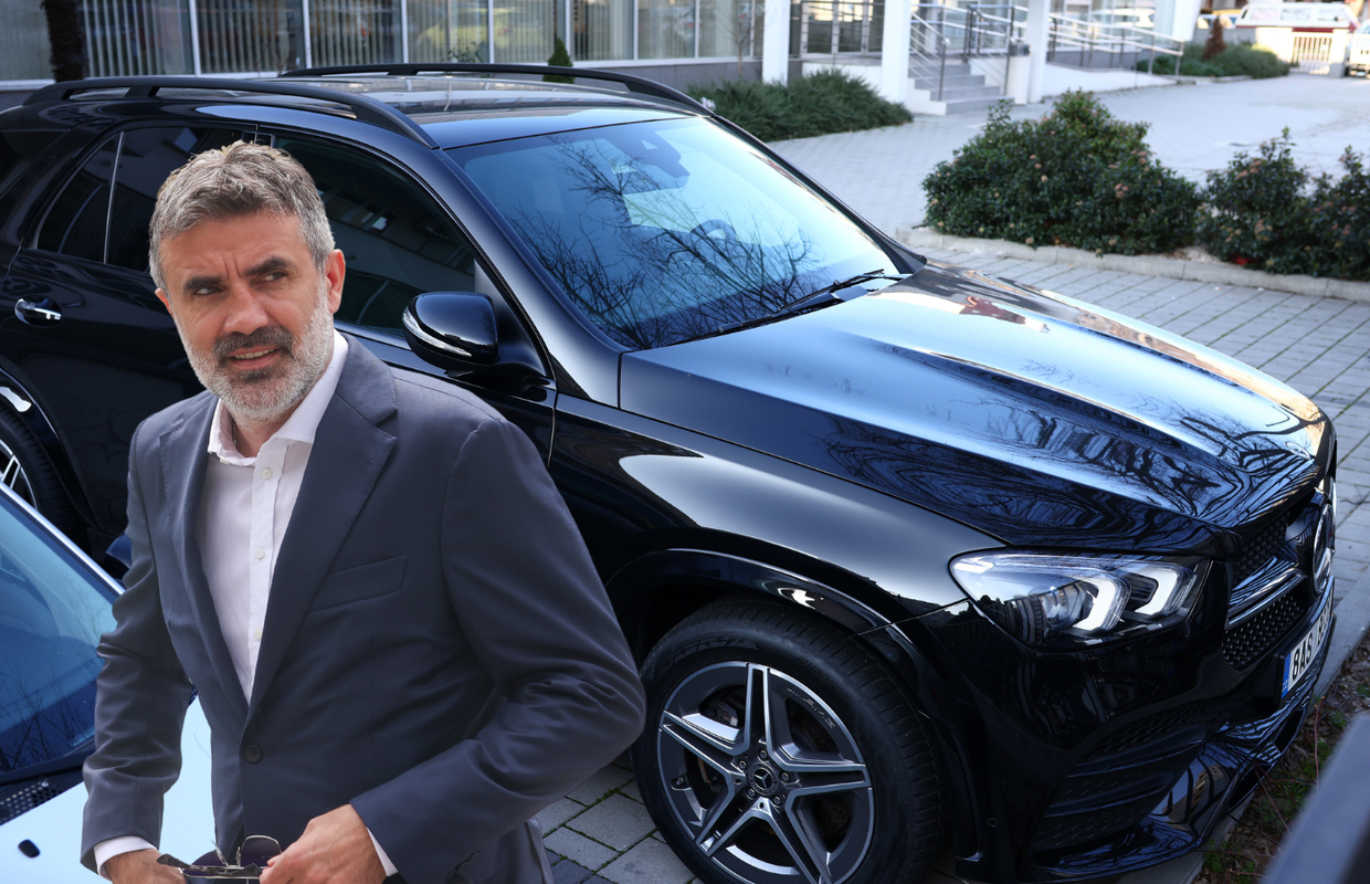 Ovo je Mercedes koji su u BiH zaplijenili bjeguncu Mamiću?
