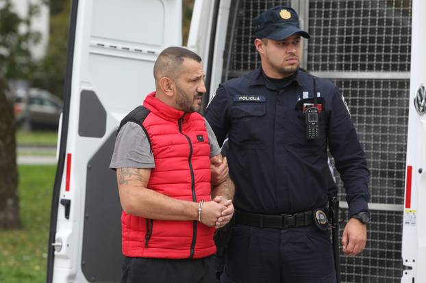 Karlovac: Privodenje dvojice osumnjicenih za pljacku zastitarskih kombija