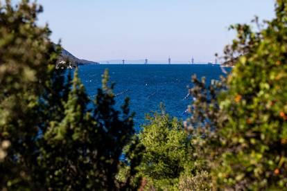 Pelješki most polako poprima svoj oblik: Krajem iduće godine  napokon ćemo ga i koristiti?