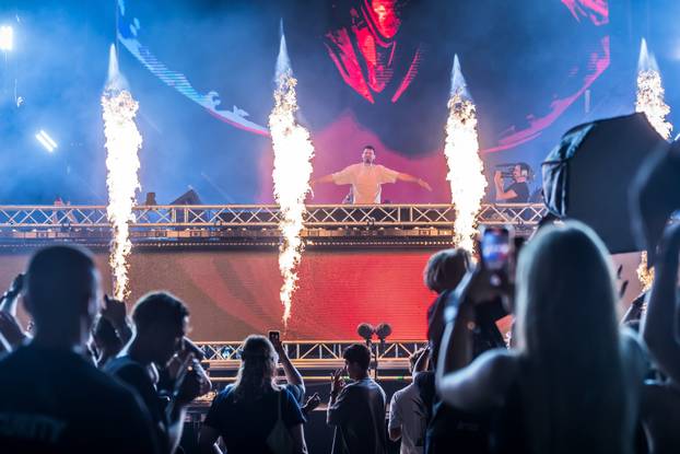 Split - Treca Vecer Ultra Festivala.  DJ-a Afrojack