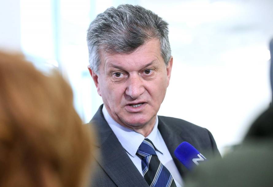 Zagreb: U kampusu Borongaj drÅ¾an panel "Europa jednakih moguÄnosti za pacijente s rakom pluÄa"