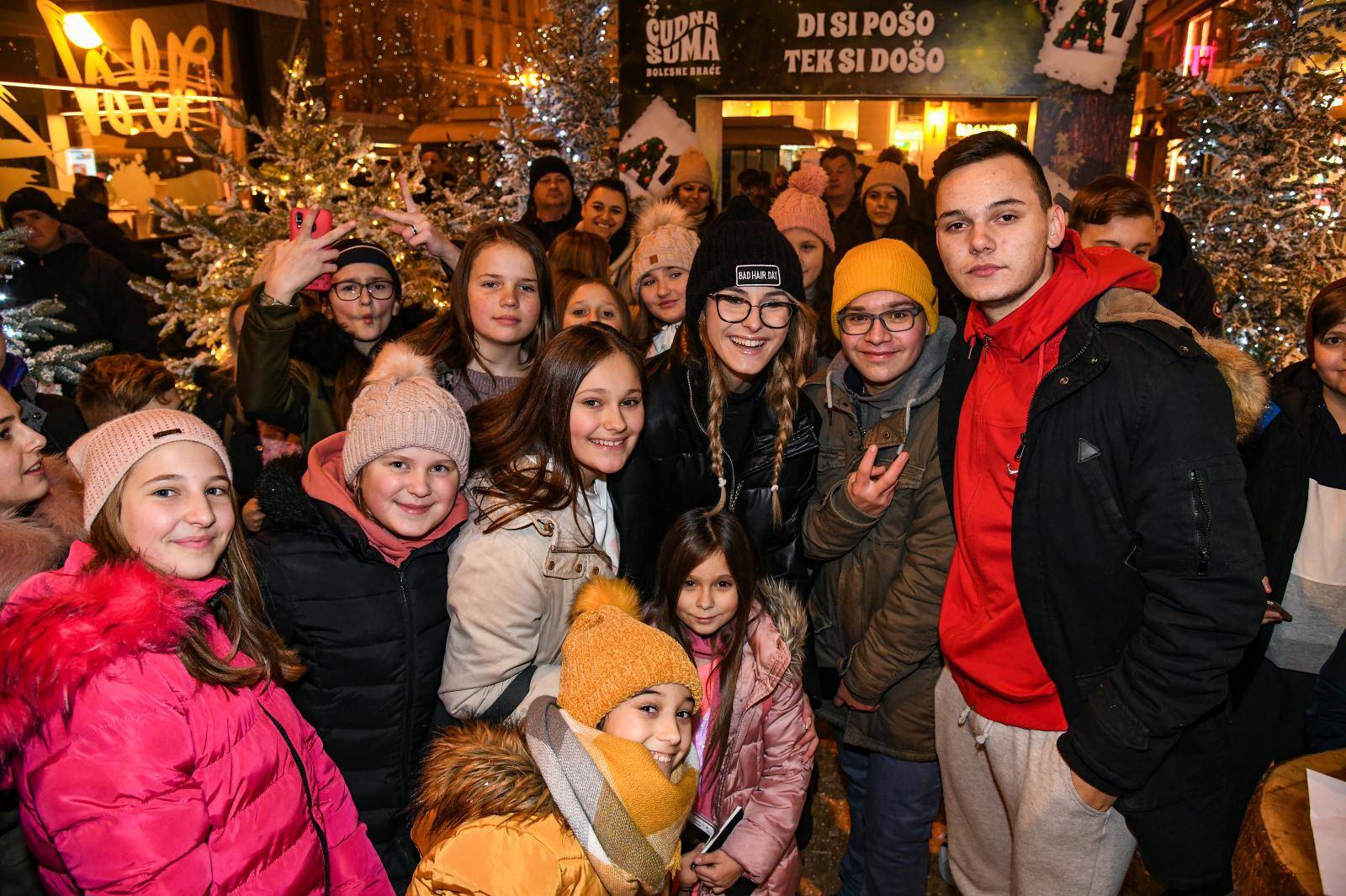 Najveći tulum godine: Tisuću ljudi pjevalo je uz rap zvijezde