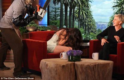 Selena 'umrla' od straha kod Ellen: Nikad više u ovaj show!
