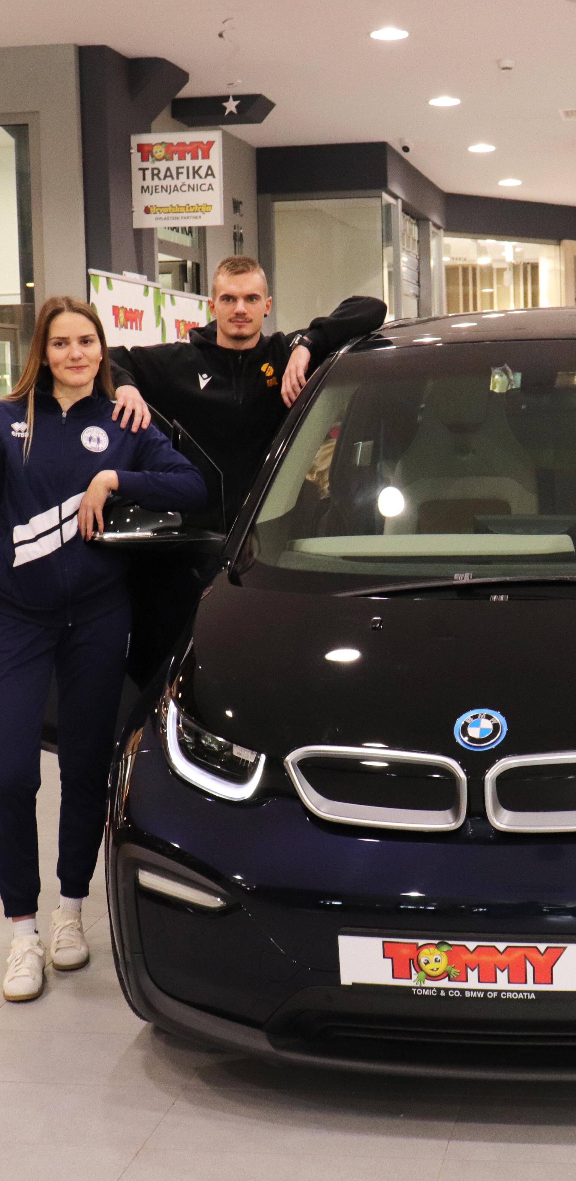 Nagradna igra “Jabuku uoči i u BMW uskoči”!