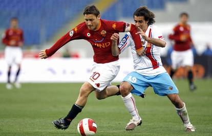 Roma će kapetana Tottija vezati do 2014. godine