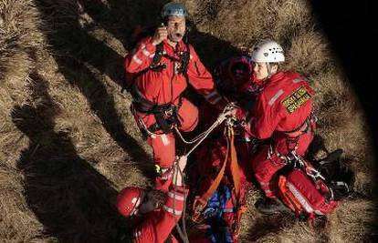 GSS spasio ženu koja je na Velebitu pala niz strminu