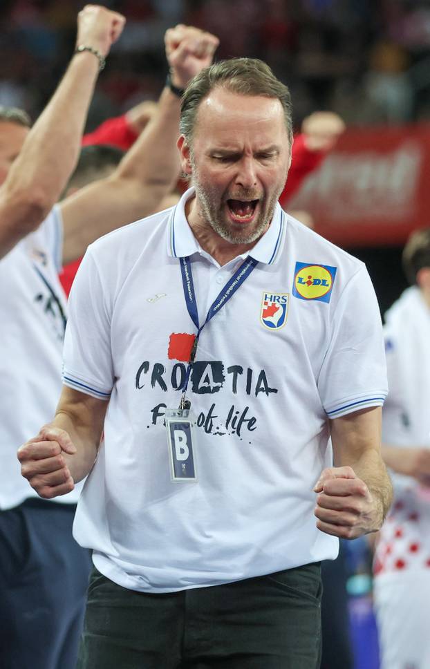 Croatia is the best team of qualifications, but we are not holders! Let’s go to Denmark or Sweden