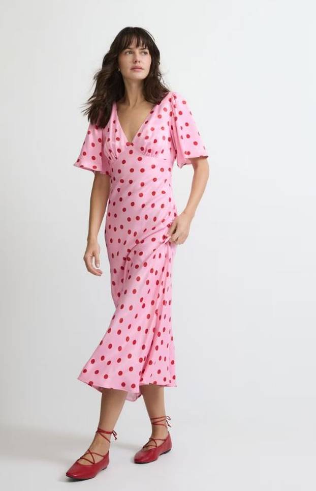 Pozvani ste na svadbu i nemate haljinu? Imamo 30 prijedloga koji vas neće baciti u 'bankrot'