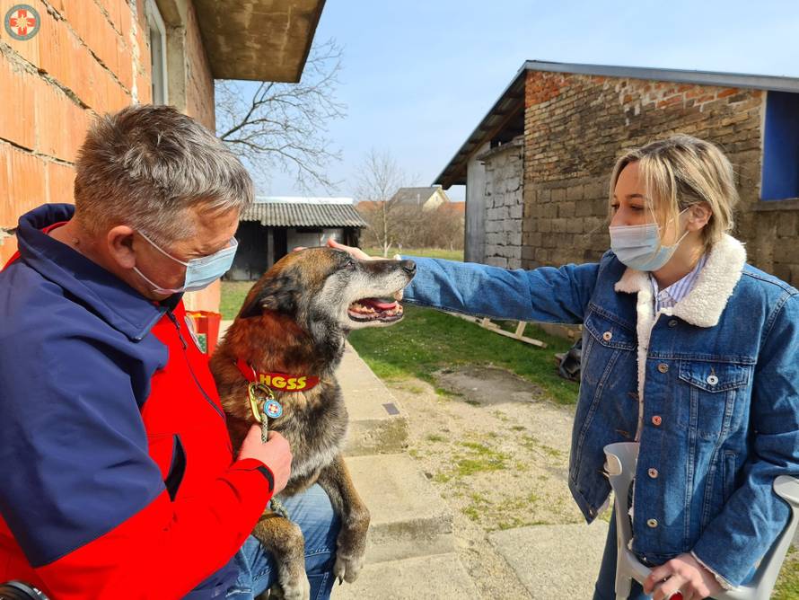 Gabi na rukama heroja:  'Bila sam ispod ruševina i pomislila 'To je to, ovo će biti moj kraj'