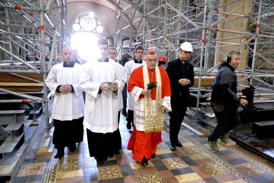 Zagreb: Nadbiskup Bozanic blagoslovio pocetak radova na obnovi kompleksa katedrale 