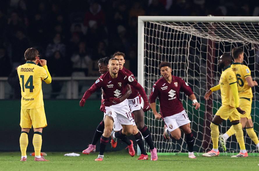 Serie A - Torino v AC Milan