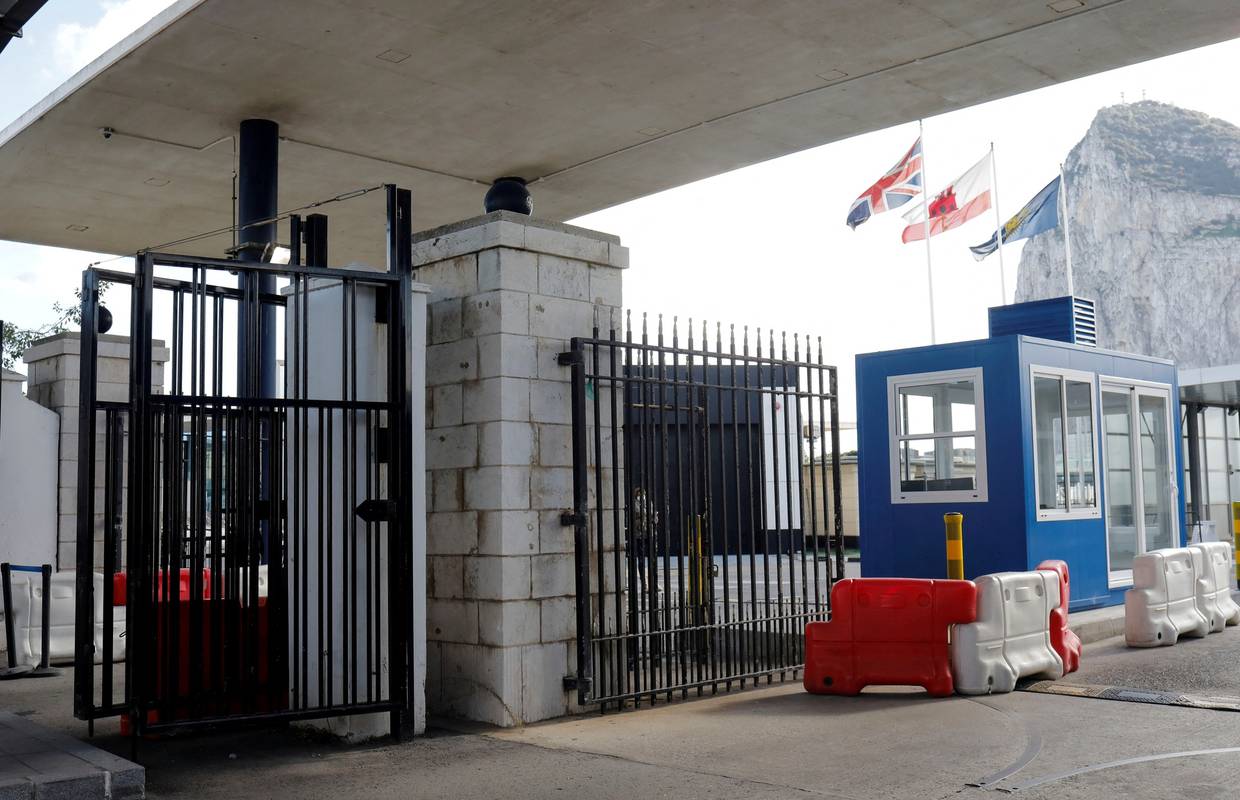 Španjolska i Europska komisija predložile da kopnena granica Gibraltara ostane otvorena