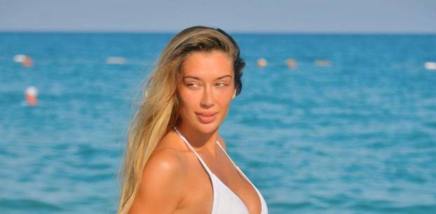 FOTO Regionalne zvijezde imaju duet! Utegnute u crno oduševile svoje fanove na Instagramu