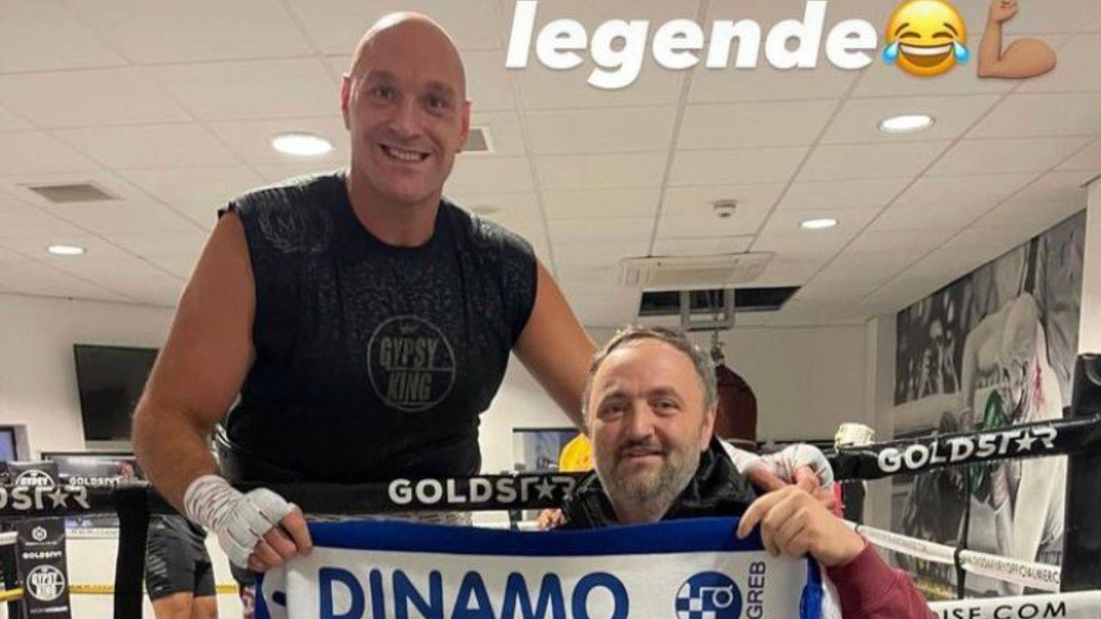 Boksački prvak Tyson Fury pozirao s Dinamovim šalom