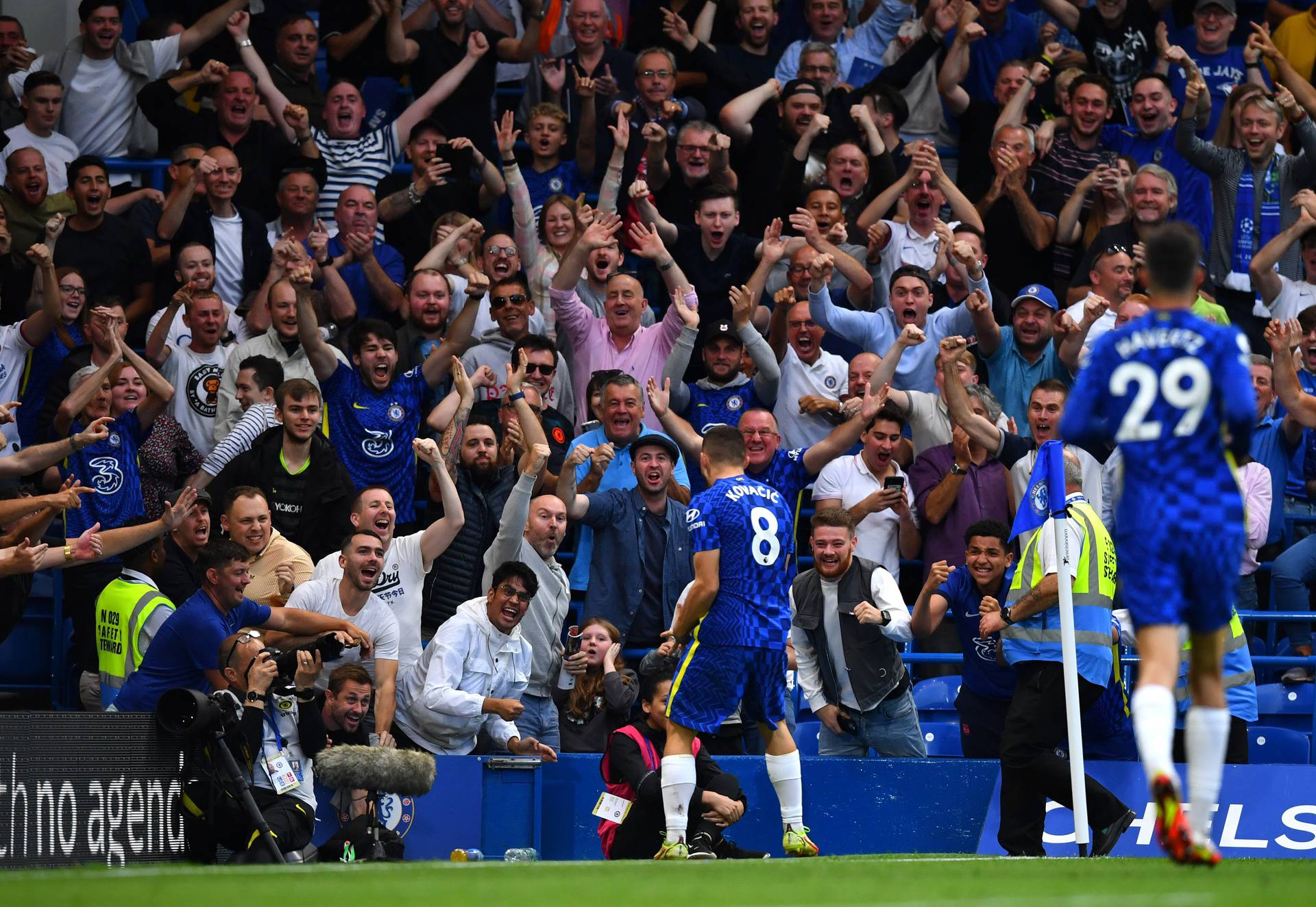 Premier League - Chelsea v Aston Villa