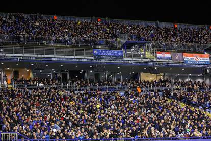 FOTO 'Nema na more': BBB-ovci i Torcida pokazali koreografije na derbiju. Pogledajte kadrove