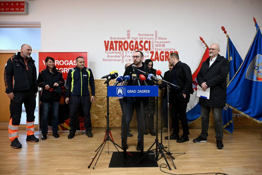 Zagreb: Izvanredna konferencija za medije gradonačelnika Zagreba Tomislava Tomaševića