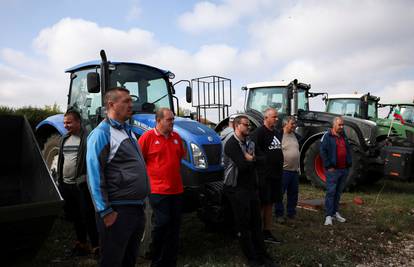 Bugarski poljoprivrednici psovjeduju protiv ukidanje zabrane uvoza iz Ukrajine