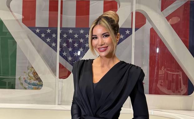 FOTO Valentina uživa u čarima ljeta: 'Valovi, sunce, lubenica'