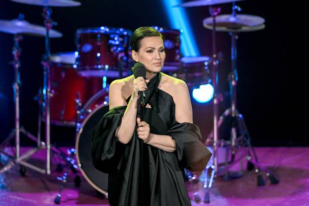 Zagreb: Dodjela medijske nagrade "Ve&ccaron;ernjakova ru&zcaron;a" u Hrvatskom narodnom kazali&scaron;tu