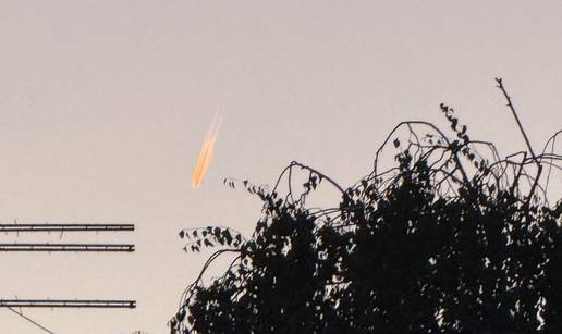 FOTO Zagrepčani mislili kako su vidjeli i snimili meteor iznad grada, evo o čemu se radilo...