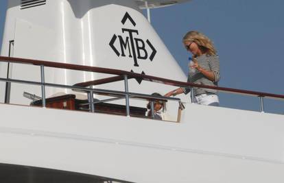 Krstare: Berlusconijeve kćeri i unuka jahtom su stigle u Zadar