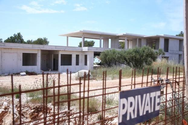 Čiovo: Vila koja se gradi uz more navodno nema potrebne dozvole