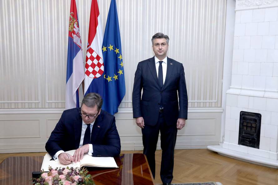 'S Vučićem sam razgovarao o suradnji, odšteti, nestalima...'
