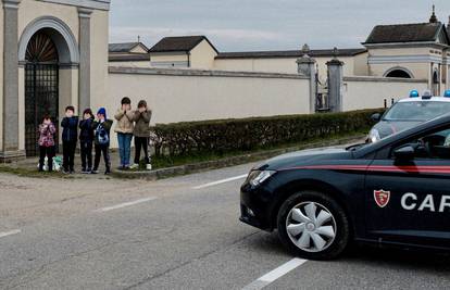 Školarcima u Italiji je dosadno u karanteni: 'Fali nam škola'