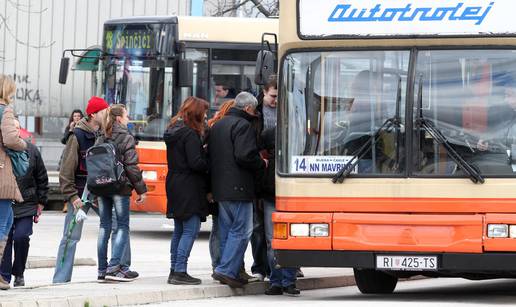 Vozač Autotroleja opet na poslu nakon što je dobio otkaz jer je ukazao na nepravilnosti u radu