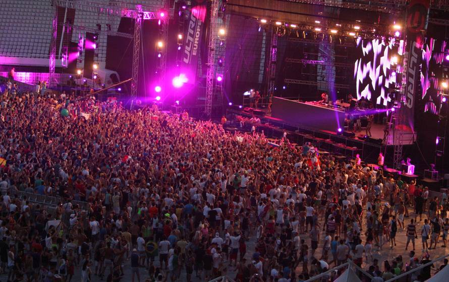 ARHIVA - Split: Tisuće mladih iz cijelog svijeta uživa na prvom Ultra Europe festivalu