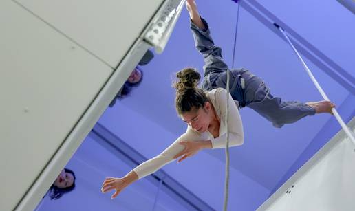 FOTO Impresivne scene u Zadru: Plesali u zraku, na zidovima...