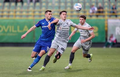 DOZNAJEMO Dinamo želi 'oteti' Istri ponajboljeg igrača! Stigao je u Maksimir na pregovore...