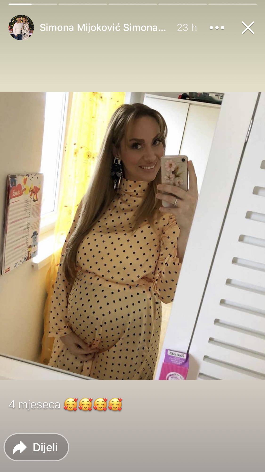 Simona objavila fotke trudnoće koje je skrivala: 'Koliko plodova niče, a koliko će tek toga doći...'