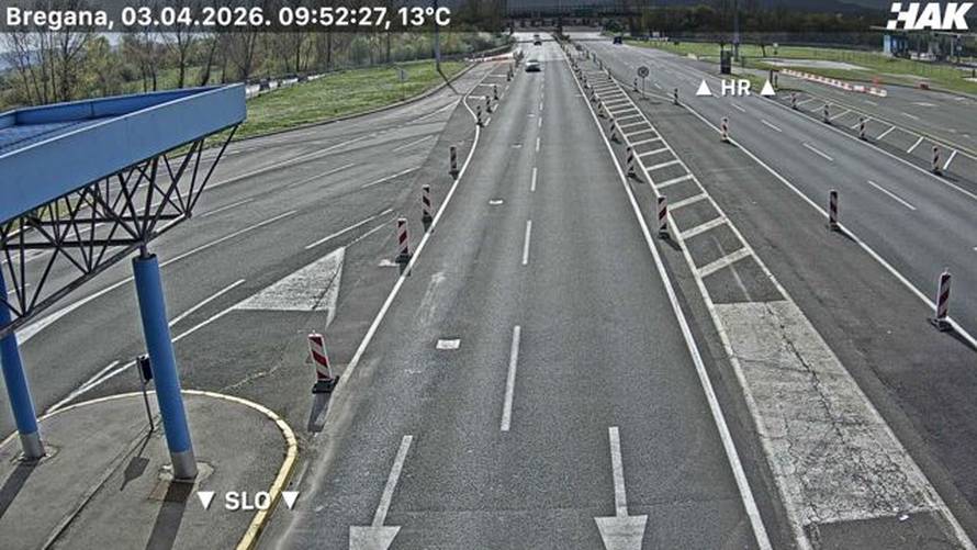 FOTO Na granicama višesatne kolone uoči uskrsnog vikenda