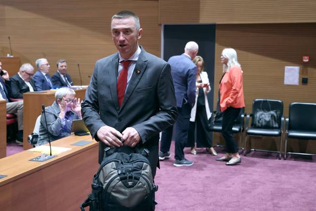 Zagreb: Pocela 7. sjednica Hrvatskoga sabora